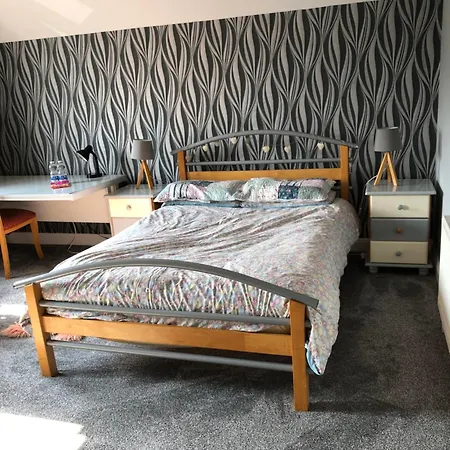 Wellfield House Lantställe *