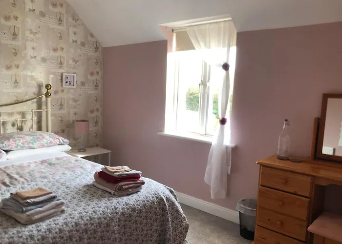 Wellfield House * Γουέξφορντ